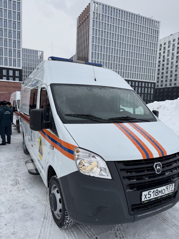 Торжественная церемония передачи специальной техники в ВГСВ (г. Москва) филиал ВГСО 21 ФАУ «ВГСЧ в строительстве»